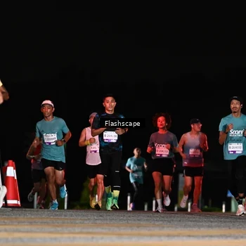Runner Photo 2410190