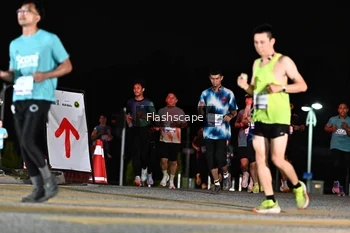 Runner Photo 2410219