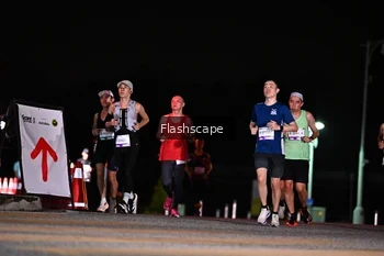 Runner Photo 2410229