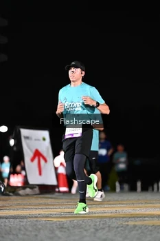 Runner Photo 2410446
