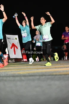 Runner Photo 2410466