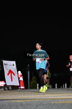 Runner Photo 2410476