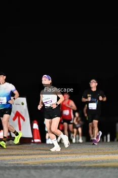 Runner Photo 2410477