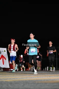 Runner Photo 2410496