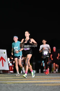 Runner Photo 2410509