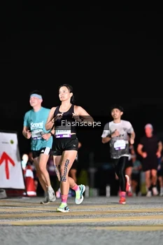 Runner Photo 2410510