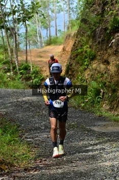Runner Photo 2413870