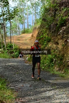 Runner Photo 2413876