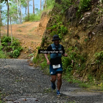 Runner Photo 2413936