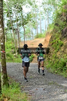 Runner Photo 2414031