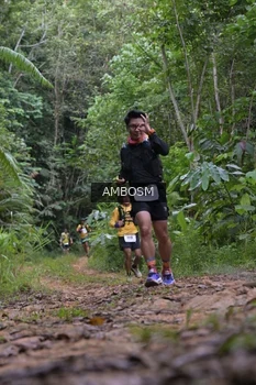 Runner Photo 2415391