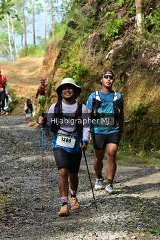 Runner Photo 2415675