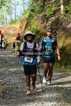 Runner Photo 2415676