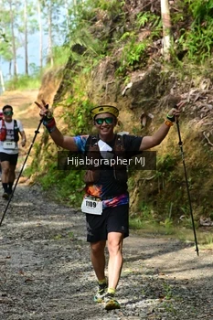 Runner Photo 2415919