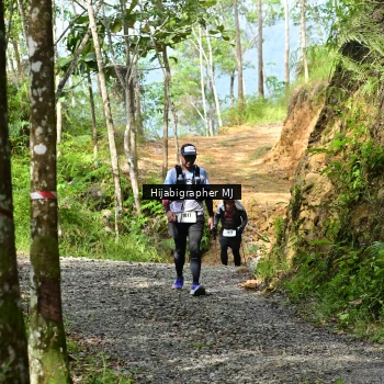 Runner Photo 2416172