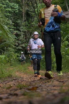 Runner Photo 2416990