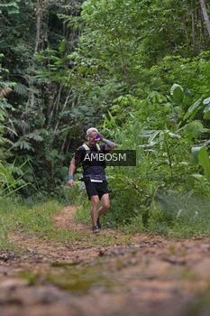 Runner Photo 2417552