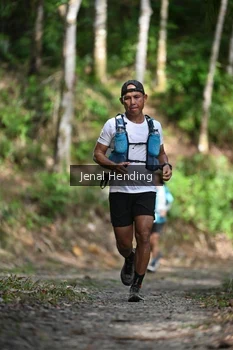 Runner Photo 2417968