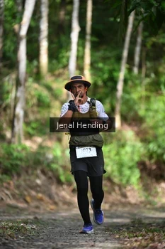 Runner Photo 2417975