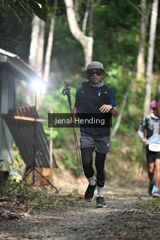 Runner Photo 2418252