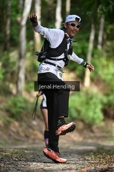 Runner Photo 2418414
