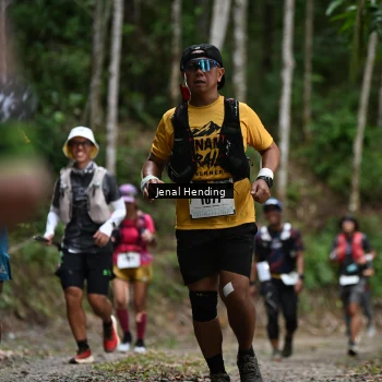 Runner Photo 2418765