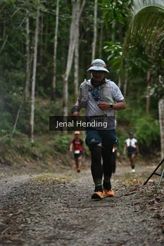 Runner Photo 2418793