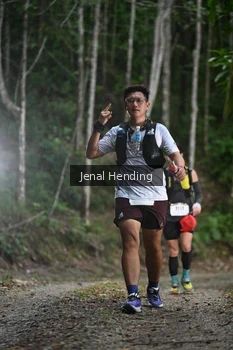 Runner Photo 2418979