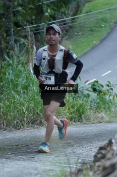 Runner Photo 2420980
