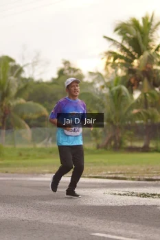 Runner Photo 2421173