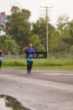 Runner Photo 2421290