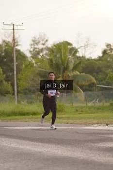 Runner Photo 2421329