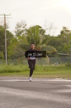 Runner Photo 2421331