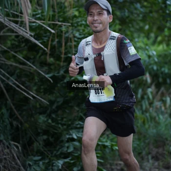 Runner Photo 2421336