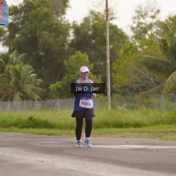 Runner Photo 2421363