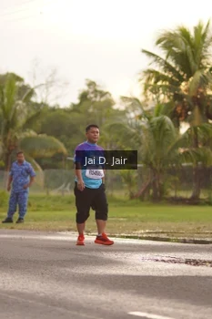 Runner Photo 2421641