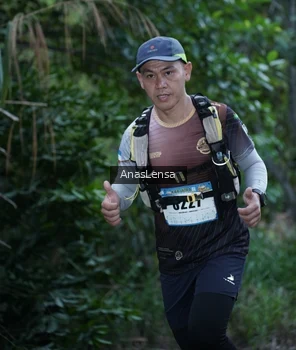 Runner Photo 2421784