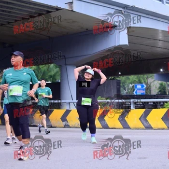 Runner Photo 242229