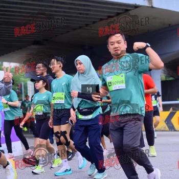 Runner Photo 242630