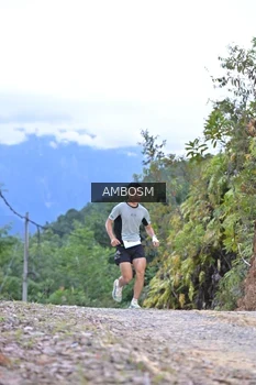 Runner Photo 2426469