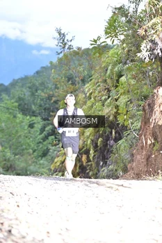 Runner Photo 2426522