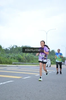 Runner Photo 2433895