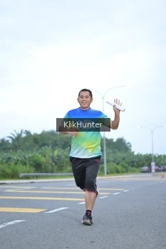 Runner Photo 2433897