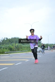Runner Photo 2433907