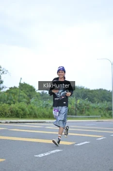 Runner Photo 2433911