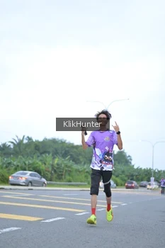 Runner Photo 2433913