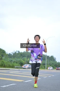 Runner Photo 2433914