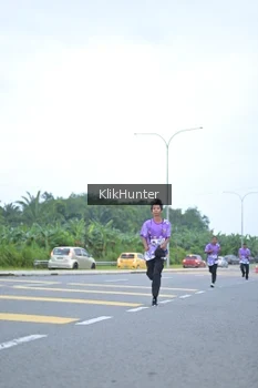 Runner Photo 2433919