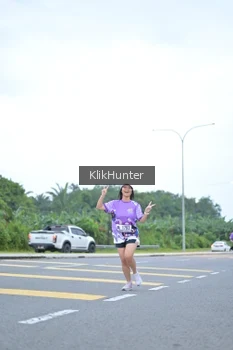 Runner Photo 2433924