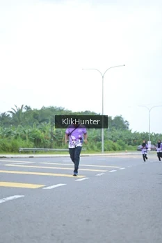 Runner Photo 2433940